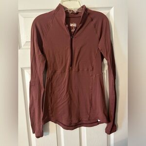 REI Co-Op Women's Maroon Small Long Sleeve Quarter-Zip Top‎ Lightweight